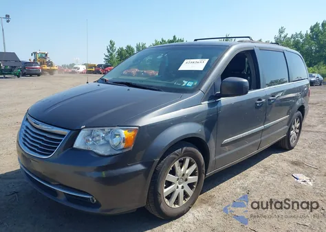 2016 Chrysler Town & Country Touring z USA, uszkodzony, nr VIN 2C4RC1BG3GR268961